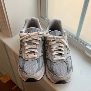 New Balance 990V5 Made in the USA Size 9